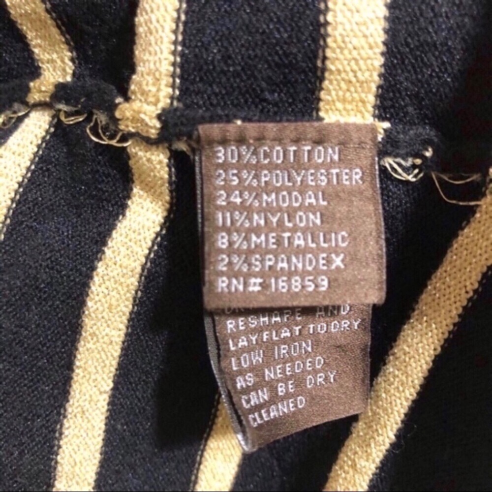 J McLaughlin Metallic Gold Stripe Sweater Black Size Medium Long Sleeve - Picture 8 of 8